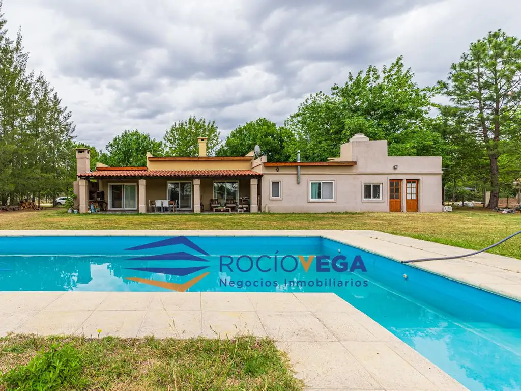 Hermosa casa en venta en Chacras de El Nacional, Gral. Rodríguez