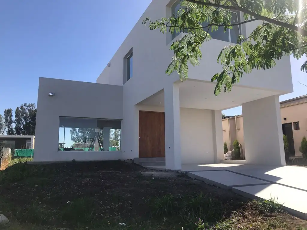 Casa  en Venta ubicado en Santa Elena, Pilar del Este, G.B.A. Zona Norte