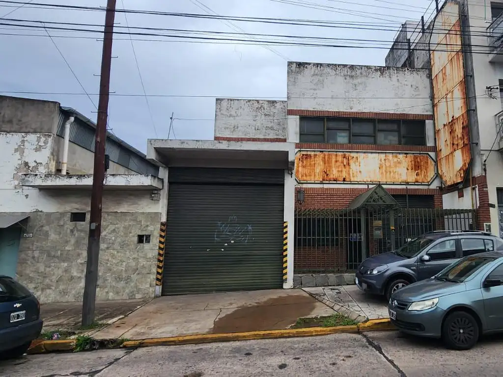 Galpón Industrial 764 m² en 2 Plantas - La Tablada