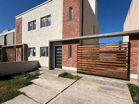 Se Vende Dúplex en San Ignacio Village a estrenar 