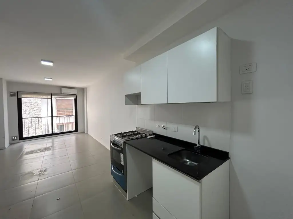 Departamento - Alquiler - Argentina, Capital Federal - Güemes 3700