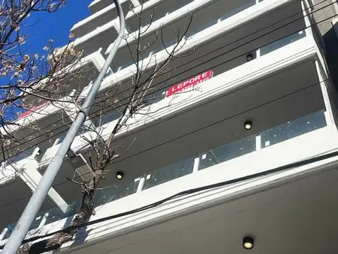 Av. Jujuy 600, Piso 5