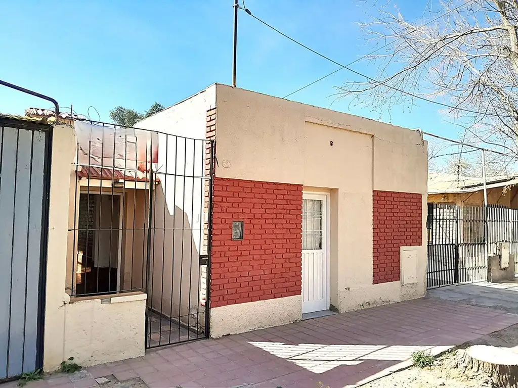 Casa 5 ambientes en venta en Las Heras