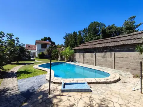 VENTA CASA 5 AMBIENTES ITUZAINGÓ NORTE PARQUE PILETA QUINCHO PH