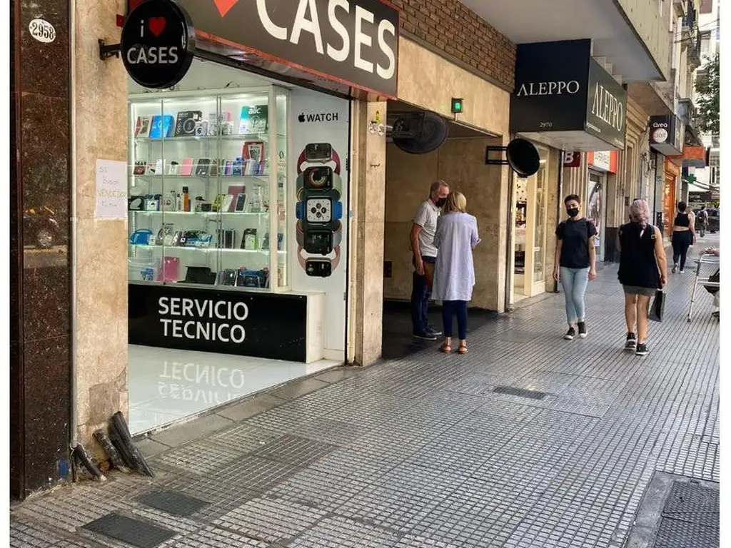 Pleno Foco Comercial - Muy Alto Transito Peatonal - Av. Sant