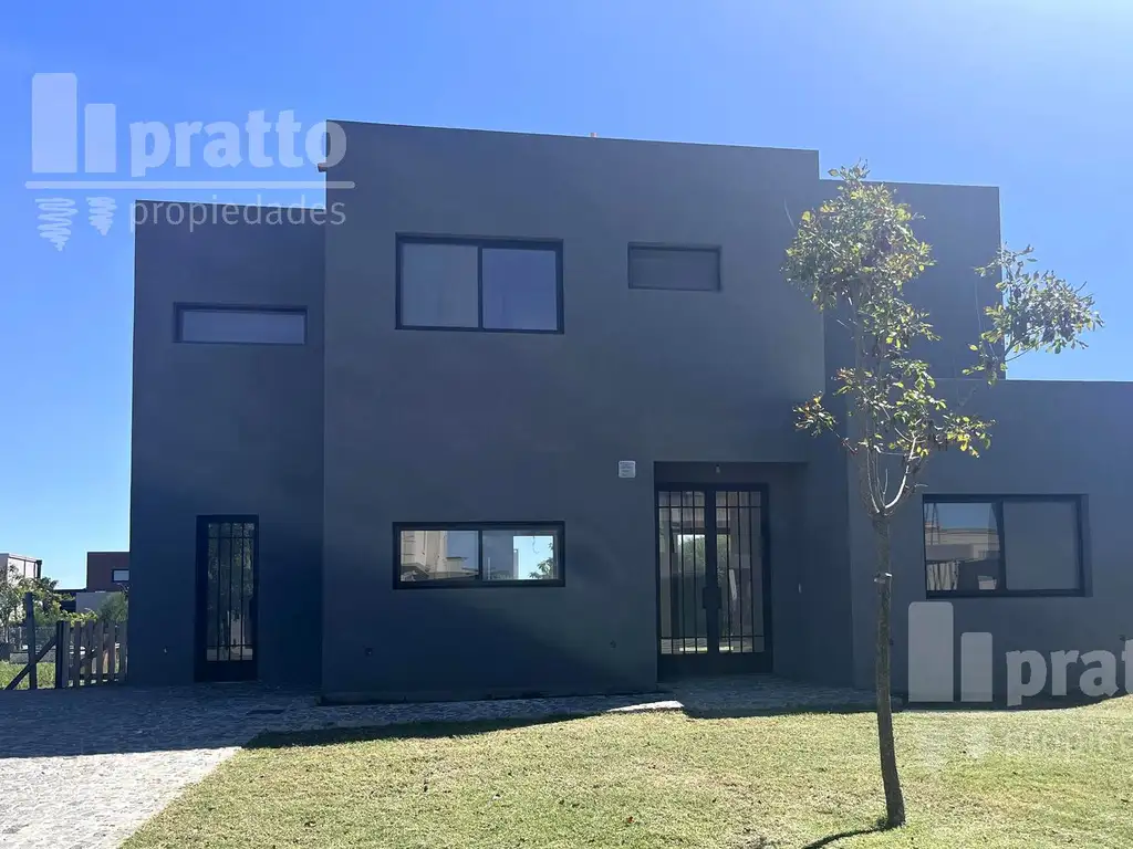 Casa Barrio cerrado en Ceibos Puertos del lago