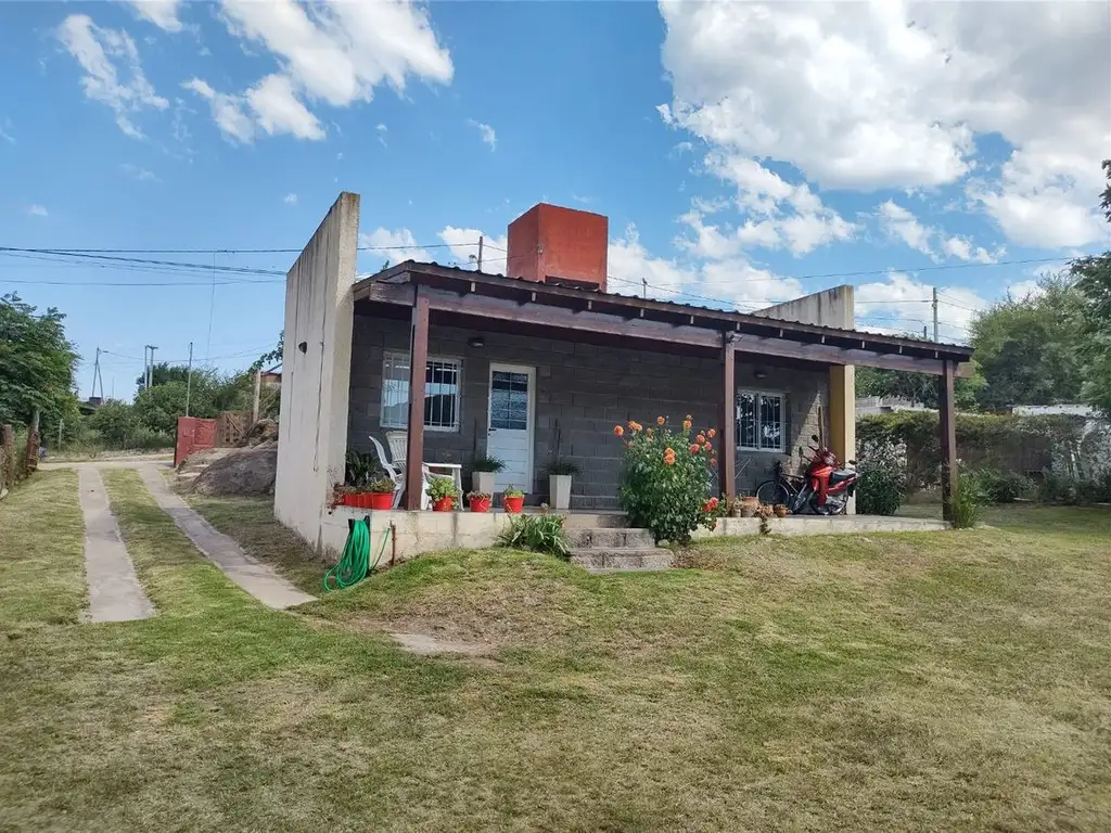 VENTA CASA VILLA CARLOS PAZ 1 DORM. A MTS DEL RIO