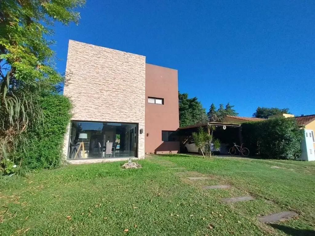 Casa  en Venta en Jardines de Escobar, Escobar, G.B.A. Zona Norte