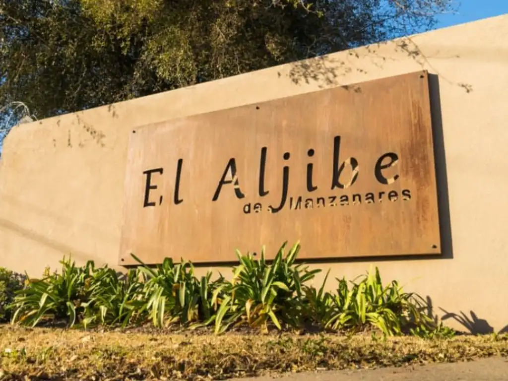 Lote, venta, Barrio El Aljibe, Pilar.