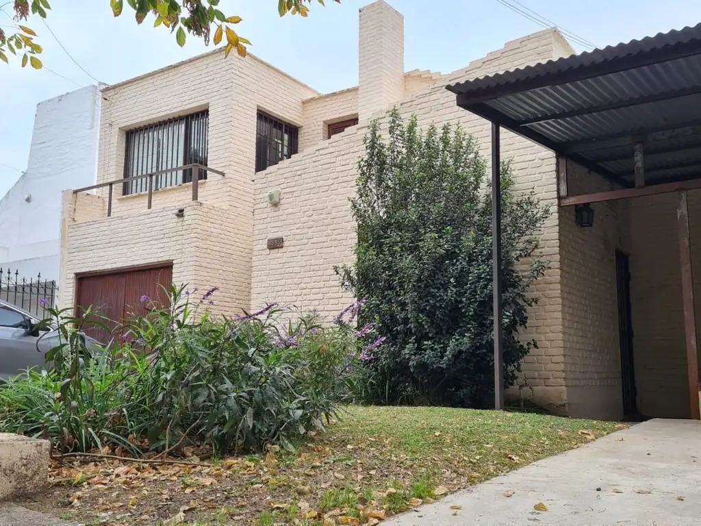 VENTA CASA ALTO VERDE 4 DORM PILETA