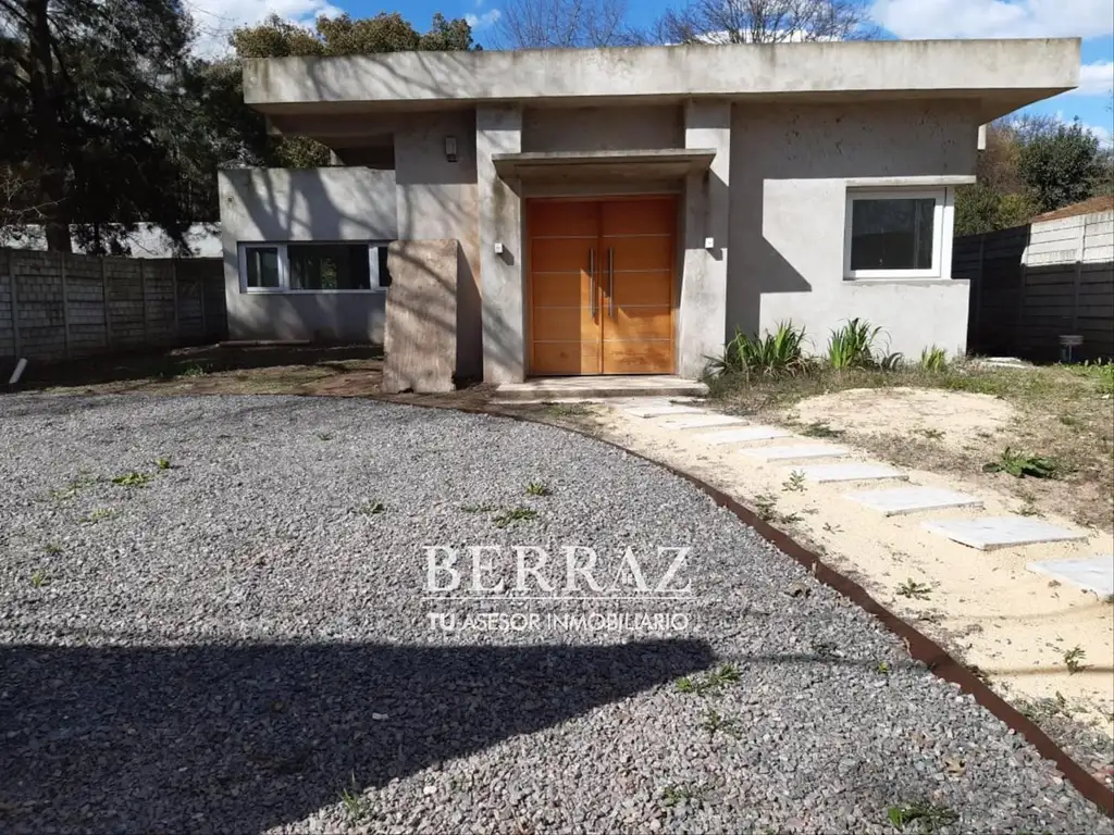 Casa Venta 4 ambientes en Manuel Alberti Pilar lote 892,5 m2