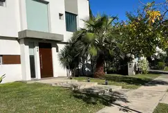 Casa de cuatro ambientes en Alquiler en Nuevo Quilmes