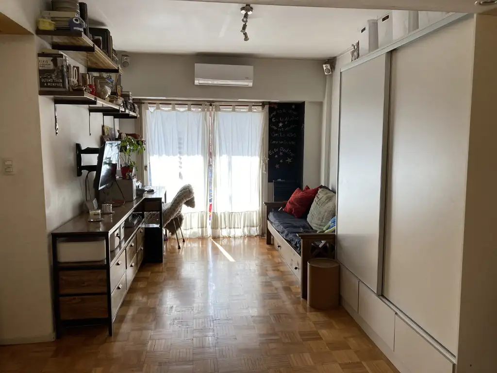 3 Ambientes con Cochera en Venta * con Patio y Balcón Corrido * Almagro