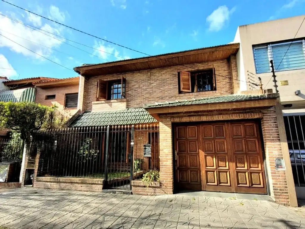 Venta Casa 4 amb Jardín Quincho y Pileta Haedo