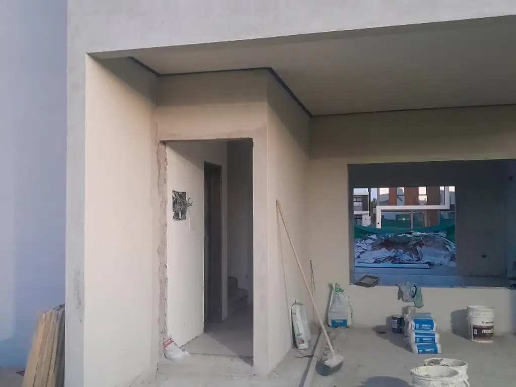 MUY LINDA CASA EN VENTA BARRIO EL ALJIBE, FINALIZACION DE OBRA APROX 2 MESES