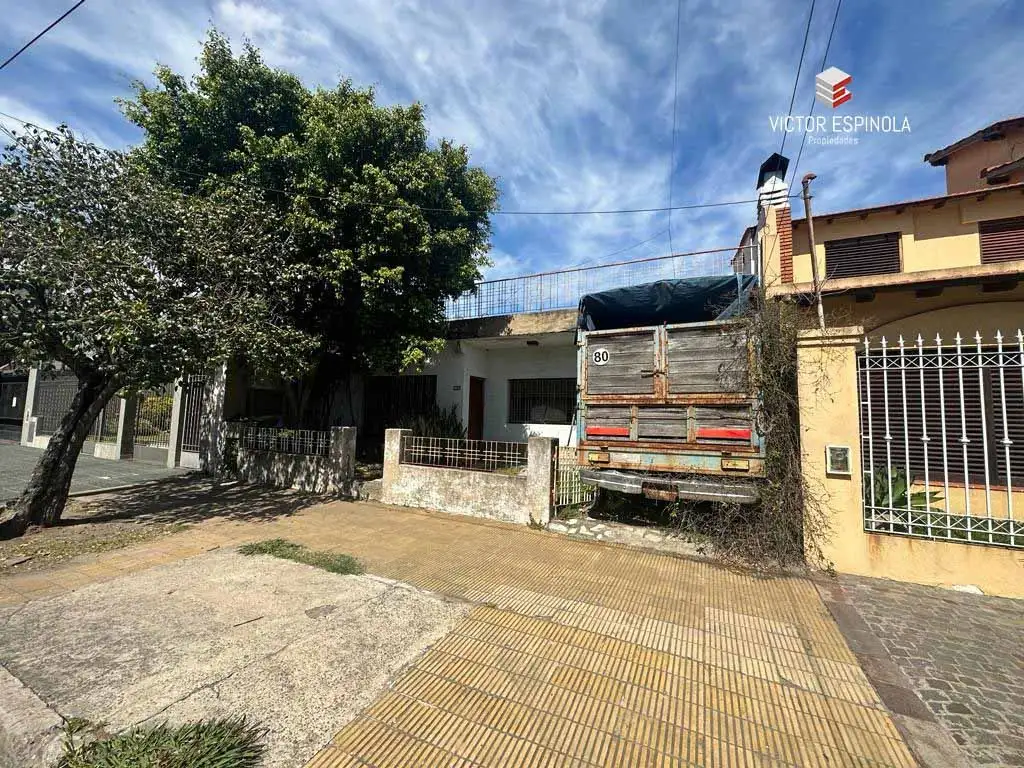 Casa - Venta - Argentina, Tres de Febrero - VICTOR HUGO 5600