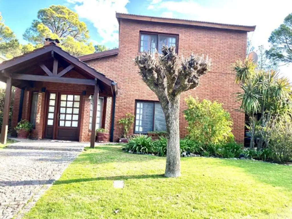 Venta Casa En Excelente Country En Pilar - Campo Chico C. C.