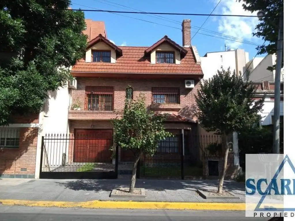 Casa Chalet  en Venta ubicado en Sáenz Peña, Tres de Febrero, G.B.A. Zona Oeste