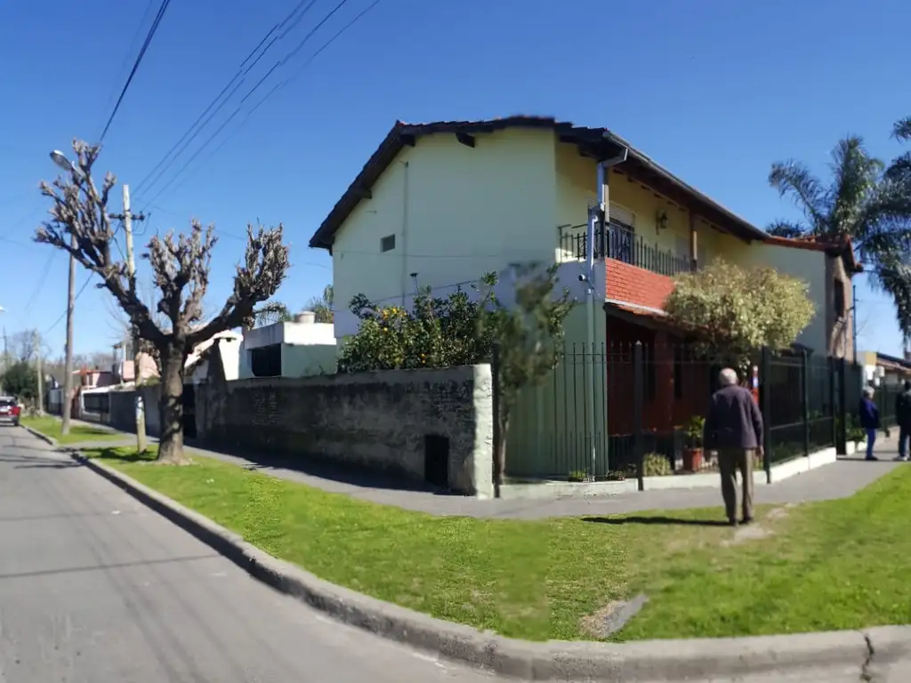 casa y depto dos amb.