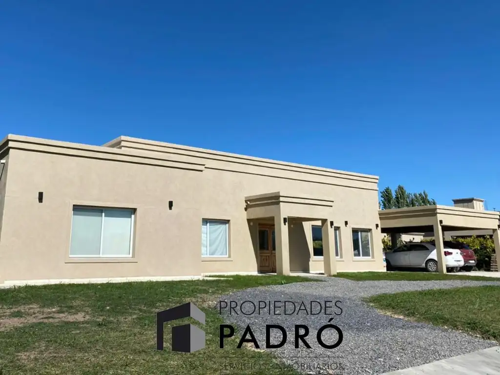 Casa en venta. 3 dormitorios. Pileta. San Roque, Comarcas de Lujan. Zona Oeste