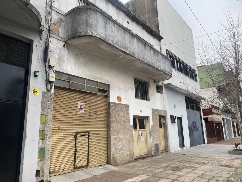 VENTA DE GALPON CON VIVIENDA EN MATADEROS