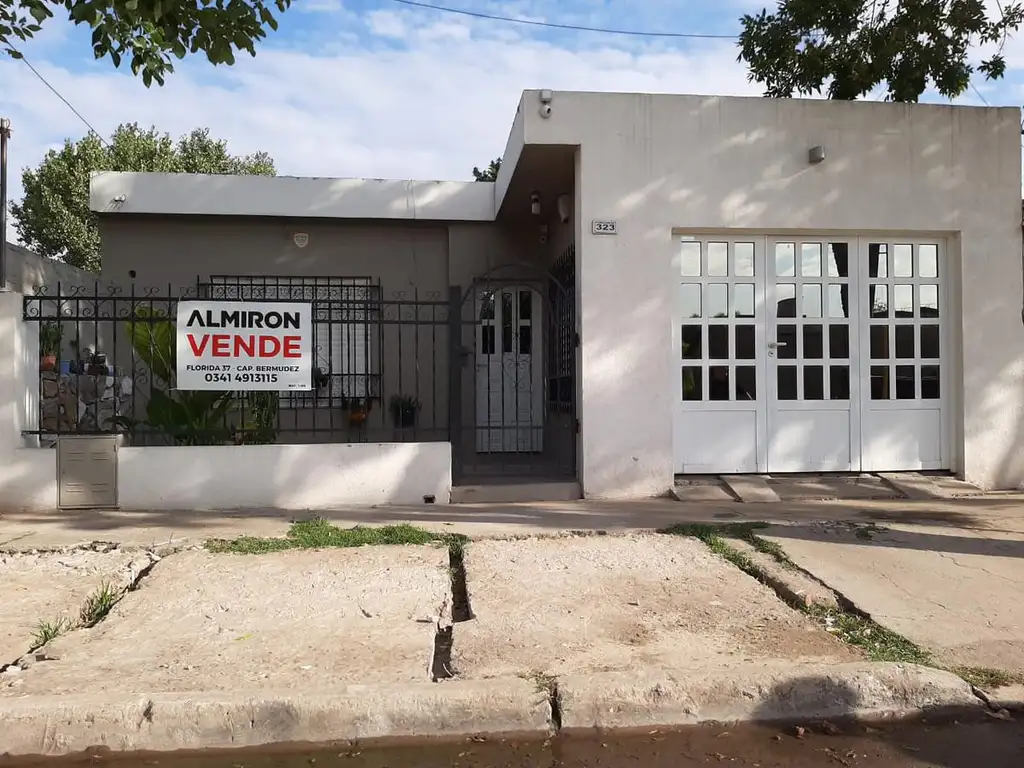 Casa | 2 Dormitorios | Cochera | Capitán Bermúdez | Barrio Villa del Prado