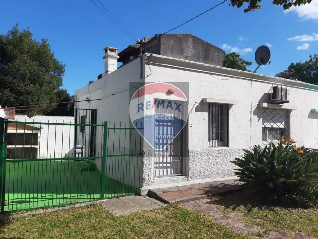 VENTA CASA 3 DORM. MÁS MONOAMBIENTE EN BELVEDERE