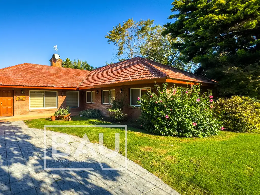 Casa Chalet  en Alquiler en San Diego, Francisco Álvarez, Moreno SAN0213