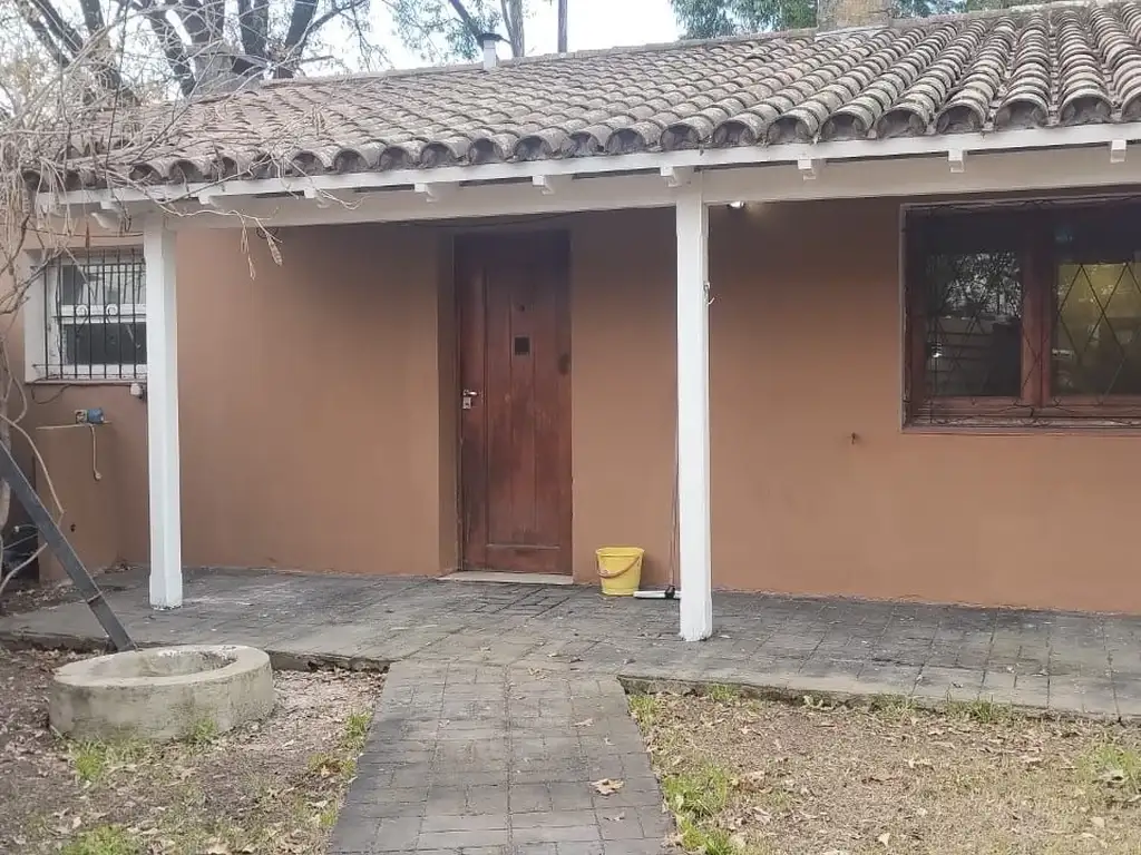 OPORTUNIDAD VENTA CASA 4 AMBIENTES EN CUIDAD EVITA