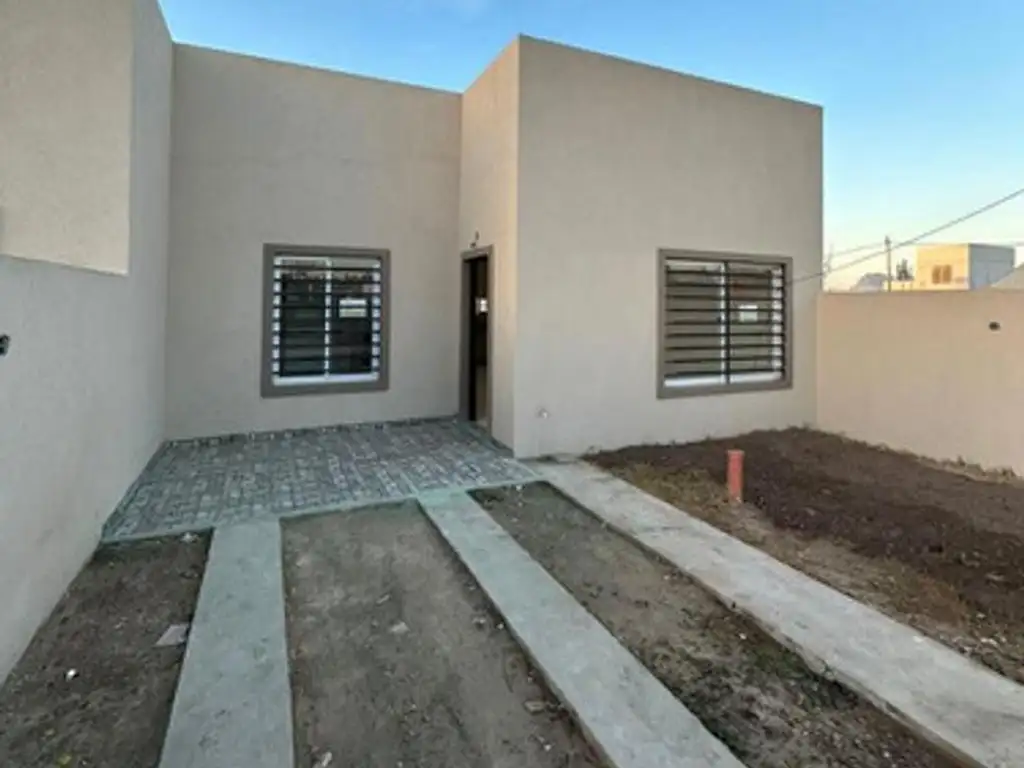 Venta Casa A Estrenar A 1km Tanto Del Centro Del San Vicente