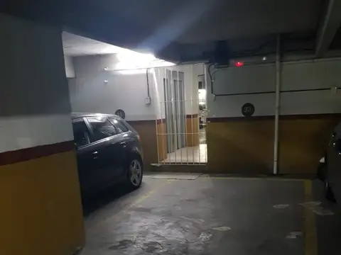 Cochera en Alquiler en Martinez Vias / Santa Fe