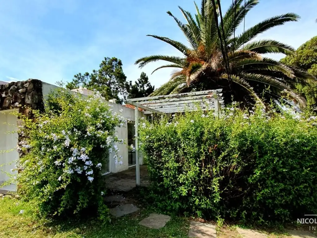 Casa en venta en La Barra, Punta del Este