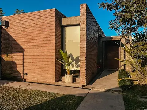 Casa en VENTA Barrio Cerrado ALTO VERDE 1