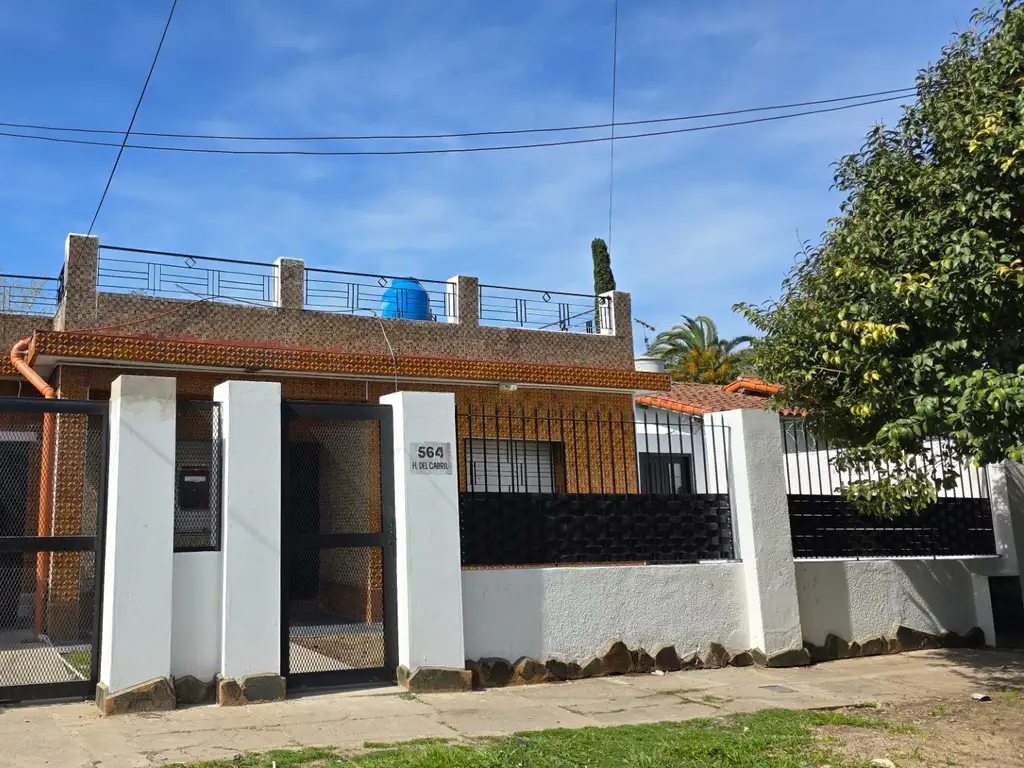 Casa 3 amb. en Burzaco