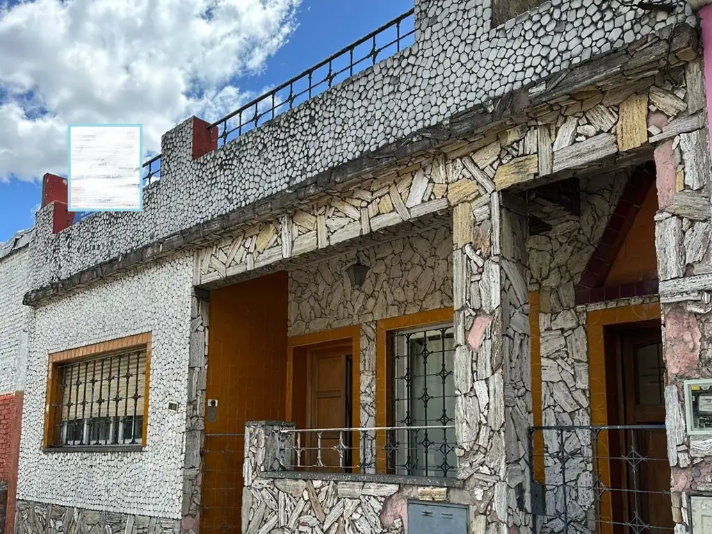 VENTA CASA LOTE PROPIO MULTIFAMILIAR A REFACCIONAR