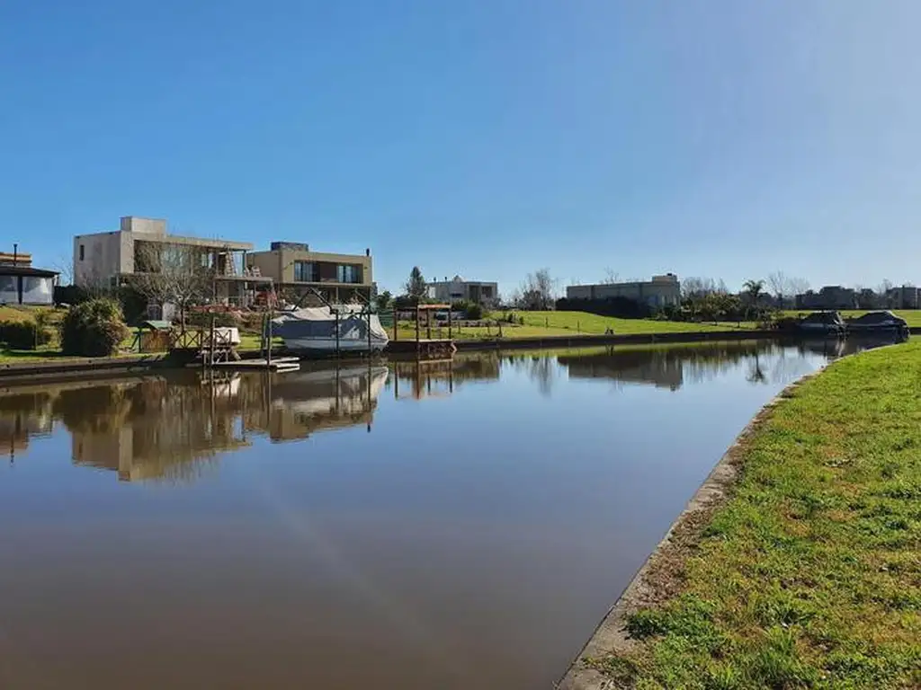 Terreno - El Cazal - Barrio Nautico - Al Río