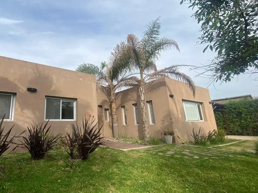 VENTA DE CASA  5 AMBIENTES EN  SAN FRANCISCO VILLANUEVA TIGRE , APTO CREDITO