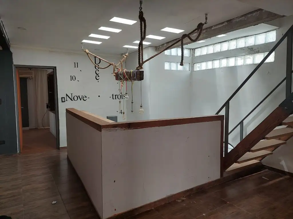 Ph en Venta - 6 ambientes - USD 240.000