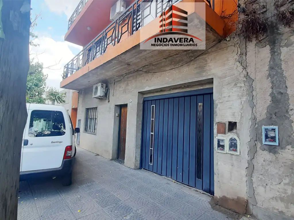 VENTA PH 3 AMBIENTES CON PATIO Y COCHERA – CASEROS