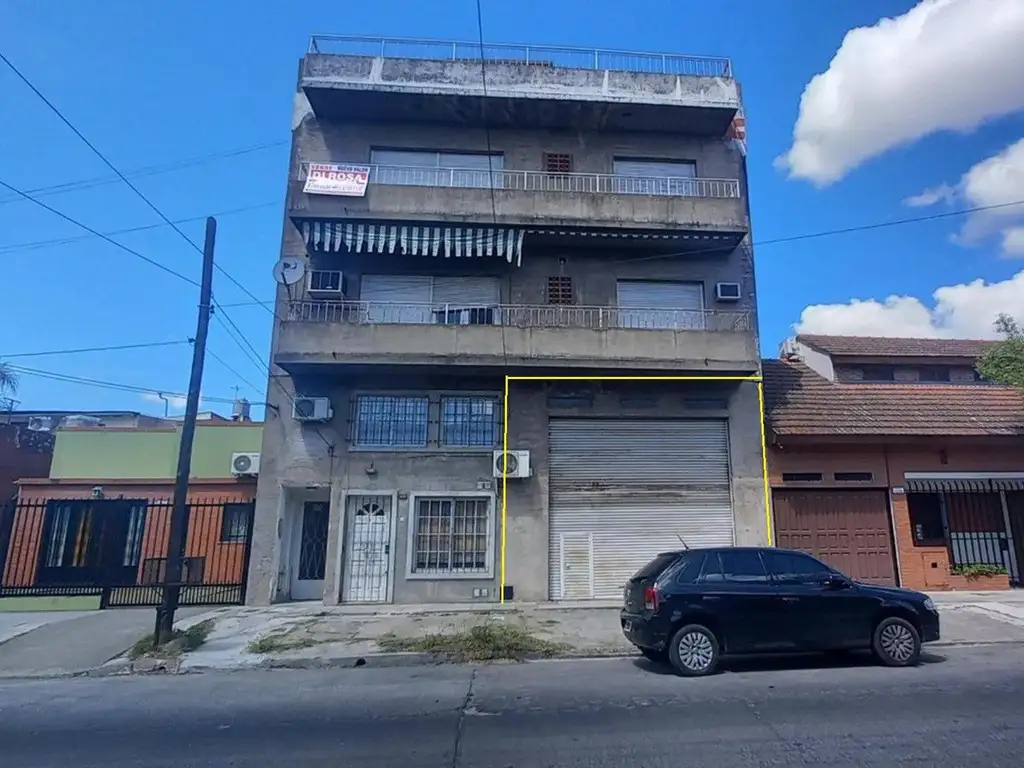 Cochera con posibilidad de Local - Villa Ballester