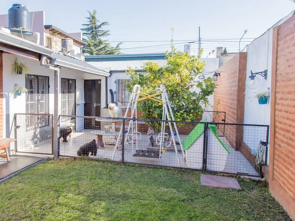 Casa en Ensenada, 2 dormitorios, 140 m2 cubiertos