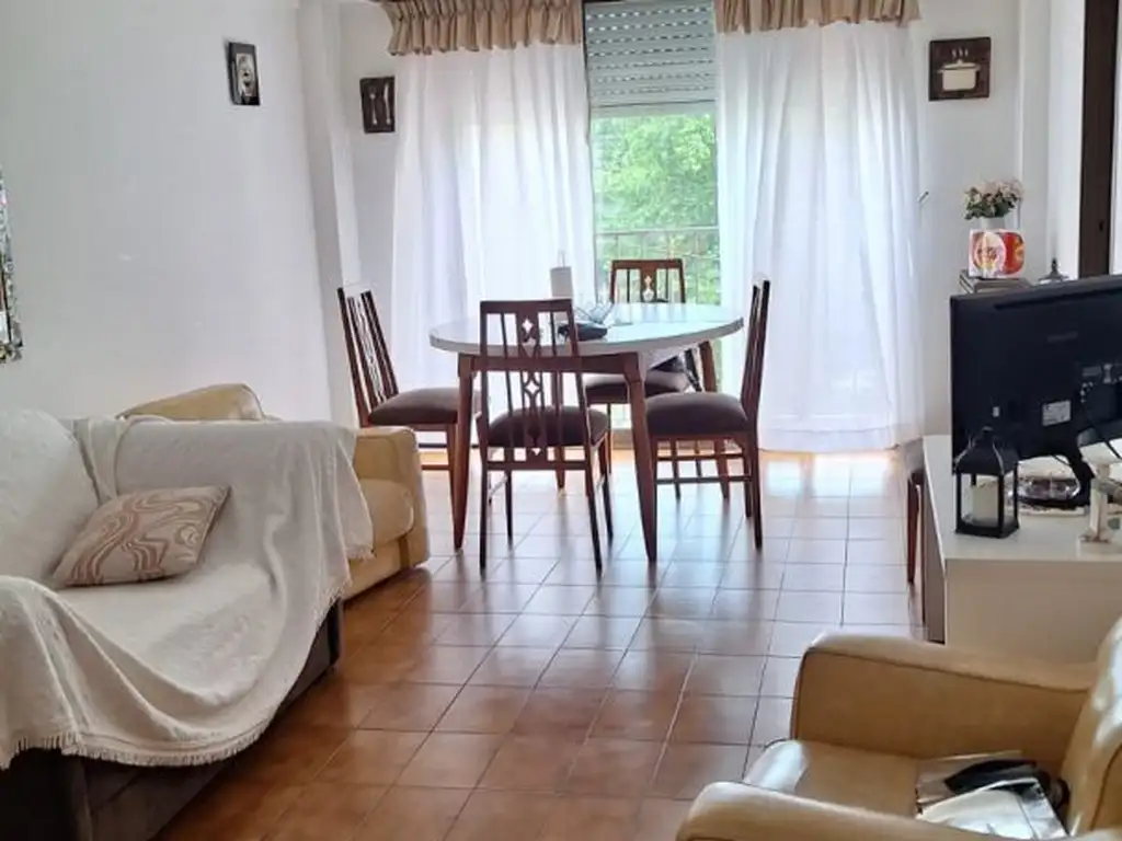 Departamento - Alquiler temporario - Argentina, Mar del Plata - LA RIOJA 1200