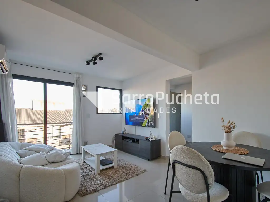 Venta departamento 2 amb con cochera en Haedo (3°)