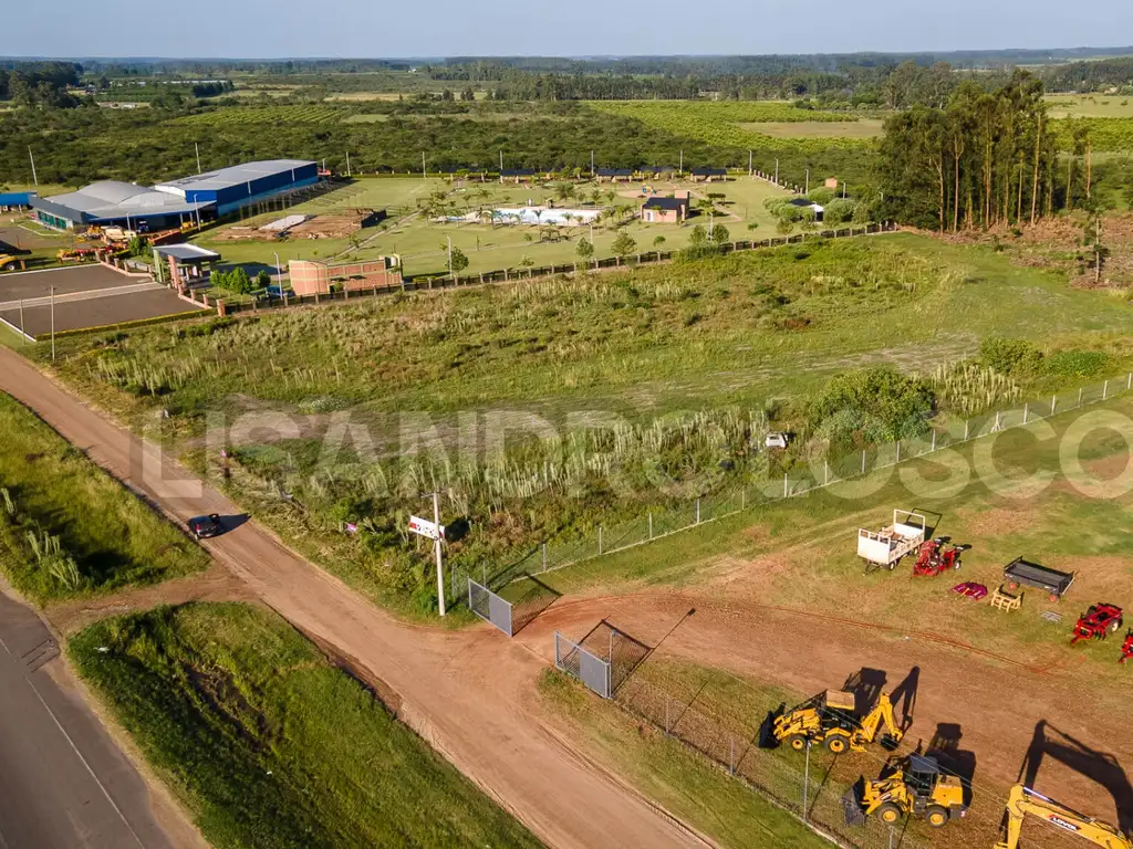 1.3 Ha Venta sobre Autovia RN 14 - Chajari Entre Rios