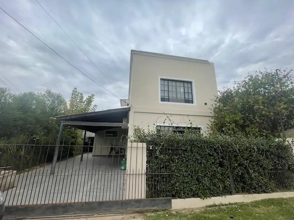 CASA EN VENTA EN GENERAL LAS HERAS