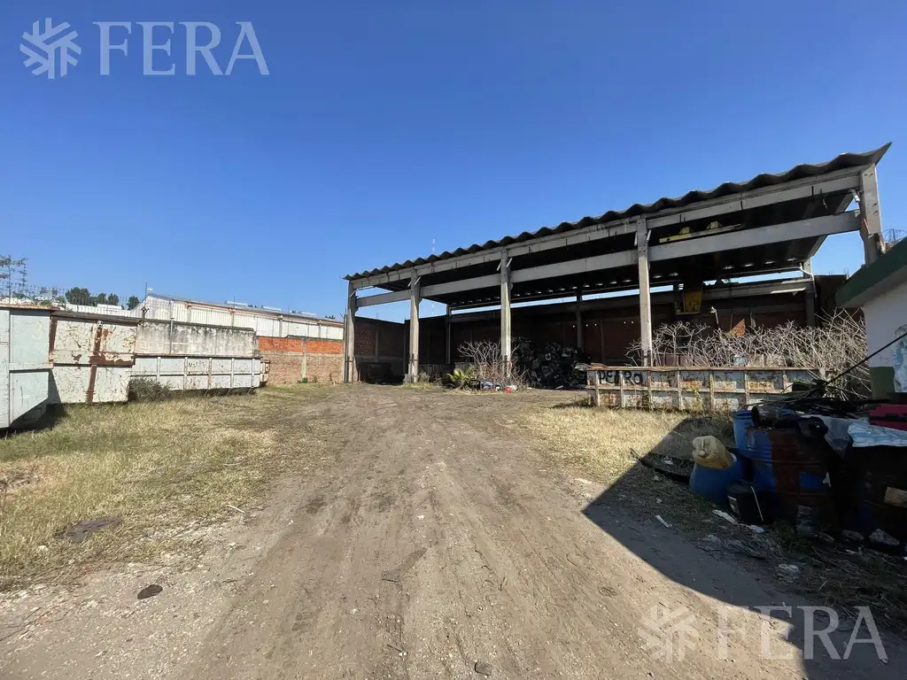 Venta de galpón en Quilmes Oeste