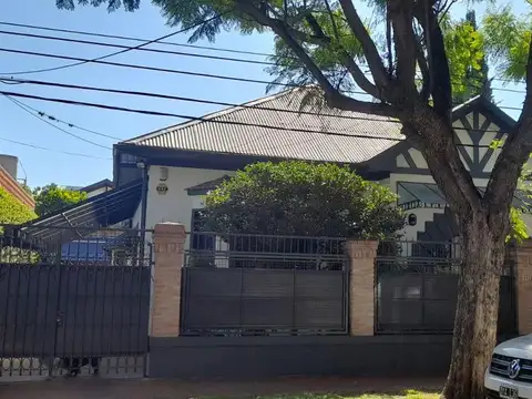 Casa en venta, barrio alberdi