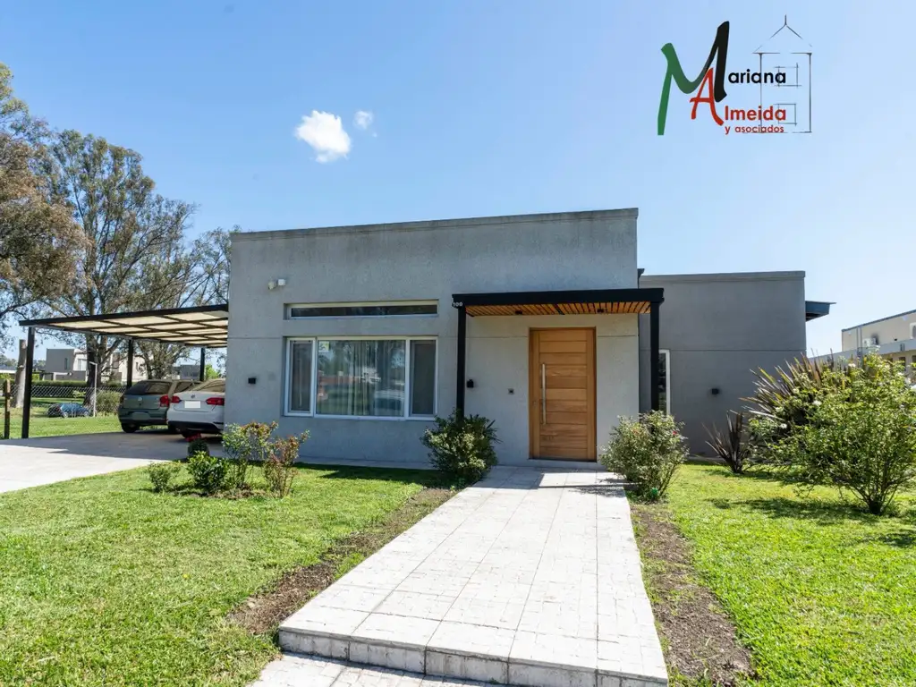 CASA EN VENTA BARRIO MONET