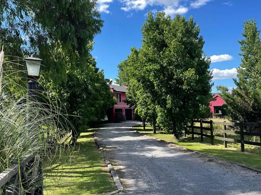 CASA DE CHACRA CON 5 AMBIENTES EN VENTA, LAS VIZCACHAS, LOS CARDALES