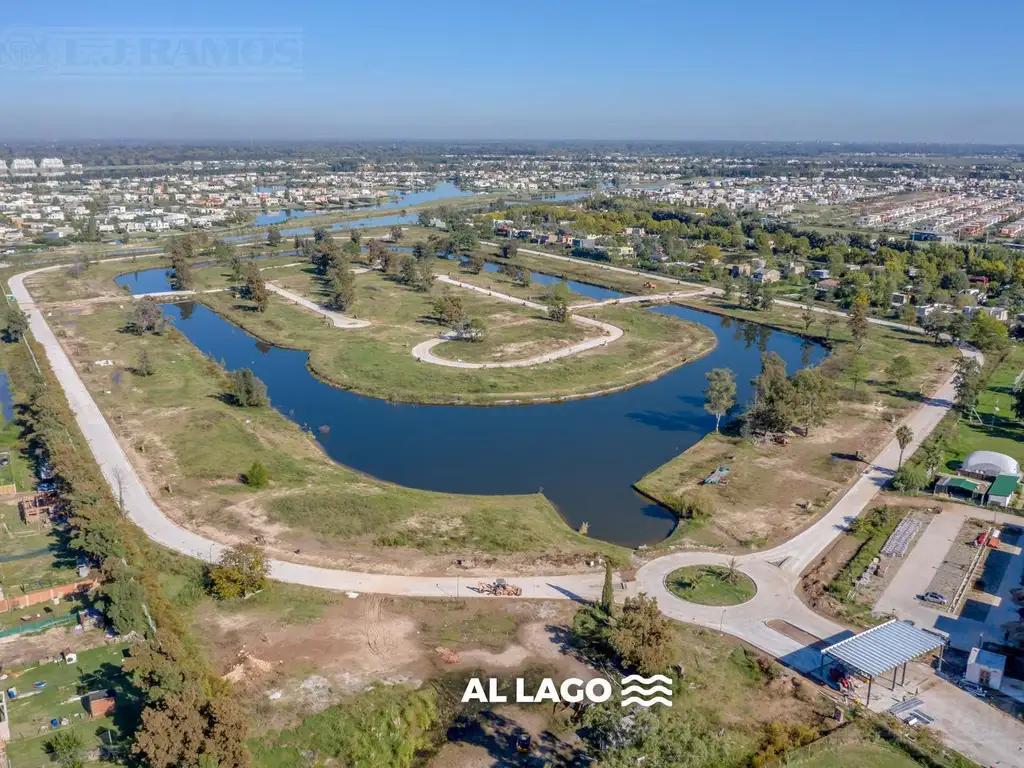 Terreno a la LAGUNA en venta en Laguna Grande - Villanueva.